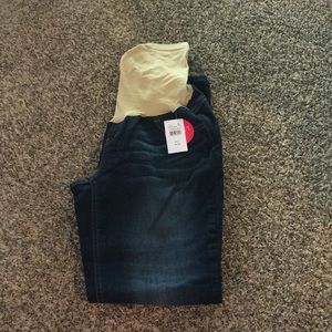 Motherhood Maternity Brand New Jeans